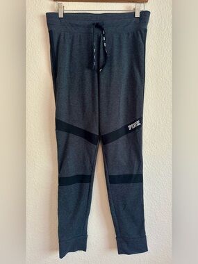 PINK Victoria's Secret Yoga Pants Gray Black Accent PINK Graphic Large Leggings